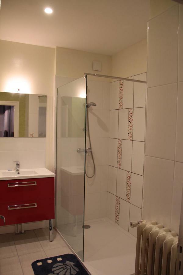Le Logis De La Foret Hotel Sainte-Verge Екстериор снимка