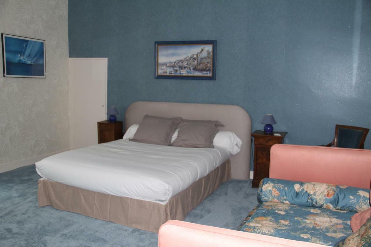 Le Logis De La Foret Hotel Sainte-Verge Екстериор снимка